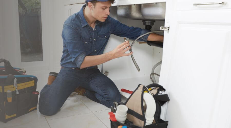 Expert burst pipe repair services in Harrisburg, SD